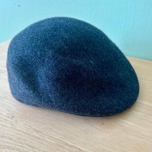 Lake of the Isles Paperboy Wool Hat Unisex M Black Newsboys Cabbie